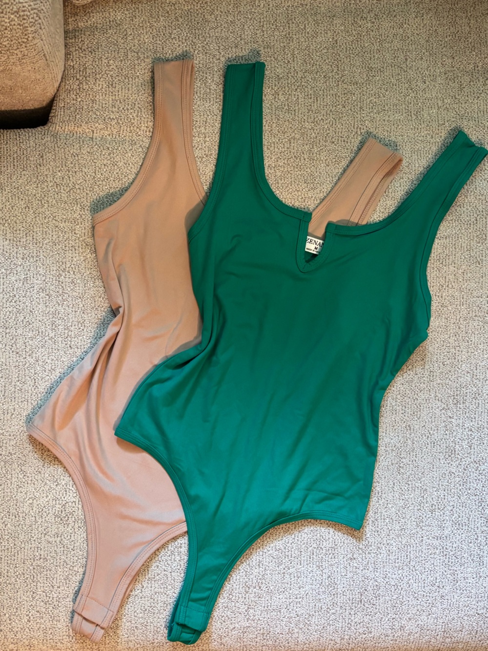 Zenana Outfitters Scoop Neck Bodysuit in Emerald Green and Nude